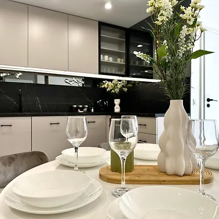 Laciarska 59 3 - 200m Main Square - Self Check-in 20h - Balcony 아파트 브로츠와프