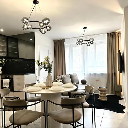 Laciarska 59 3 - 200m Main Square - Self Check-in 20h - Balcony ヴロツワフ