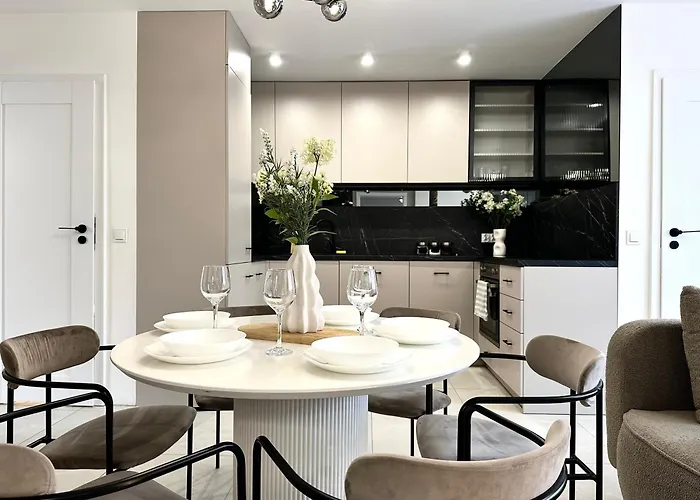 Laciarska 59 3 - 200m Main Square - Self Check-in 20h - Balcony *