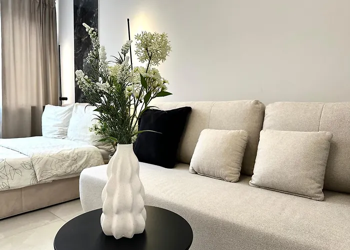 Laciarska 59 3 - 200m Main Square - Self Check-in 20h - Balcony 아파트 브로츠와프